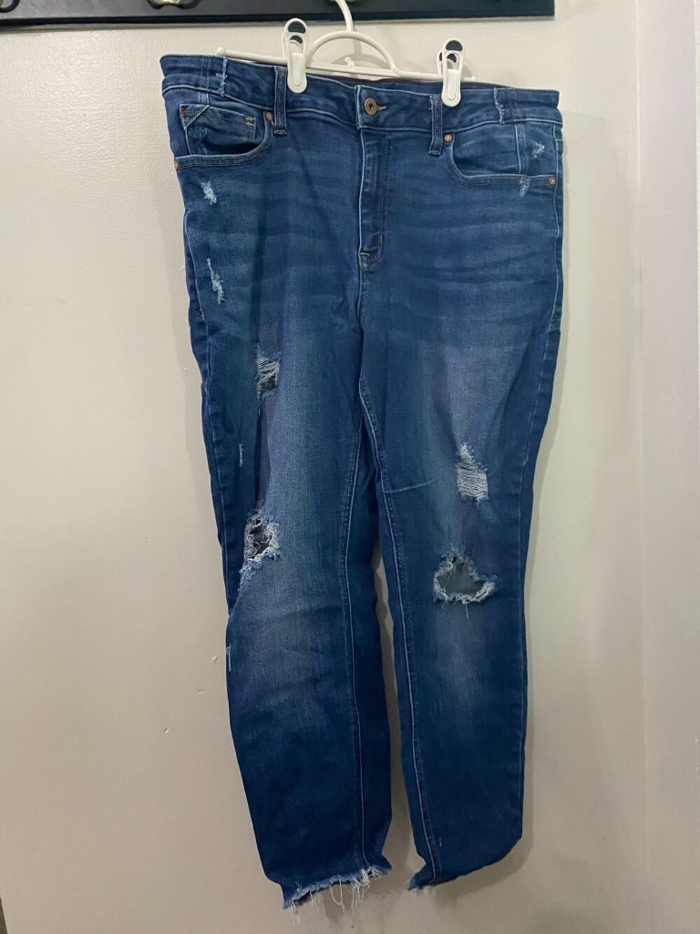 Edgely High Rise Super Skinny Medium Wash Distressed Jeans 16 Short